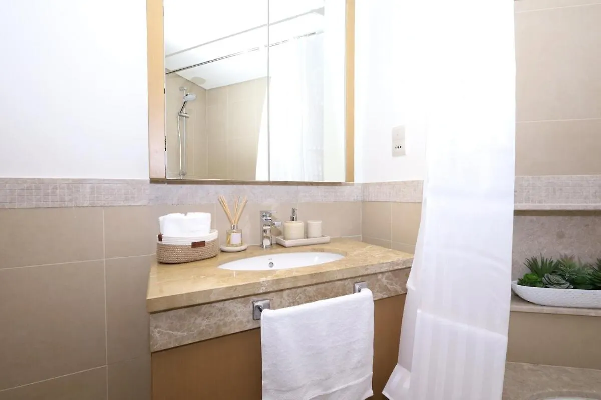 Apartment Lux 2 Bed In Downtown Dubai W Dubai Mall Access United Arab Emirates